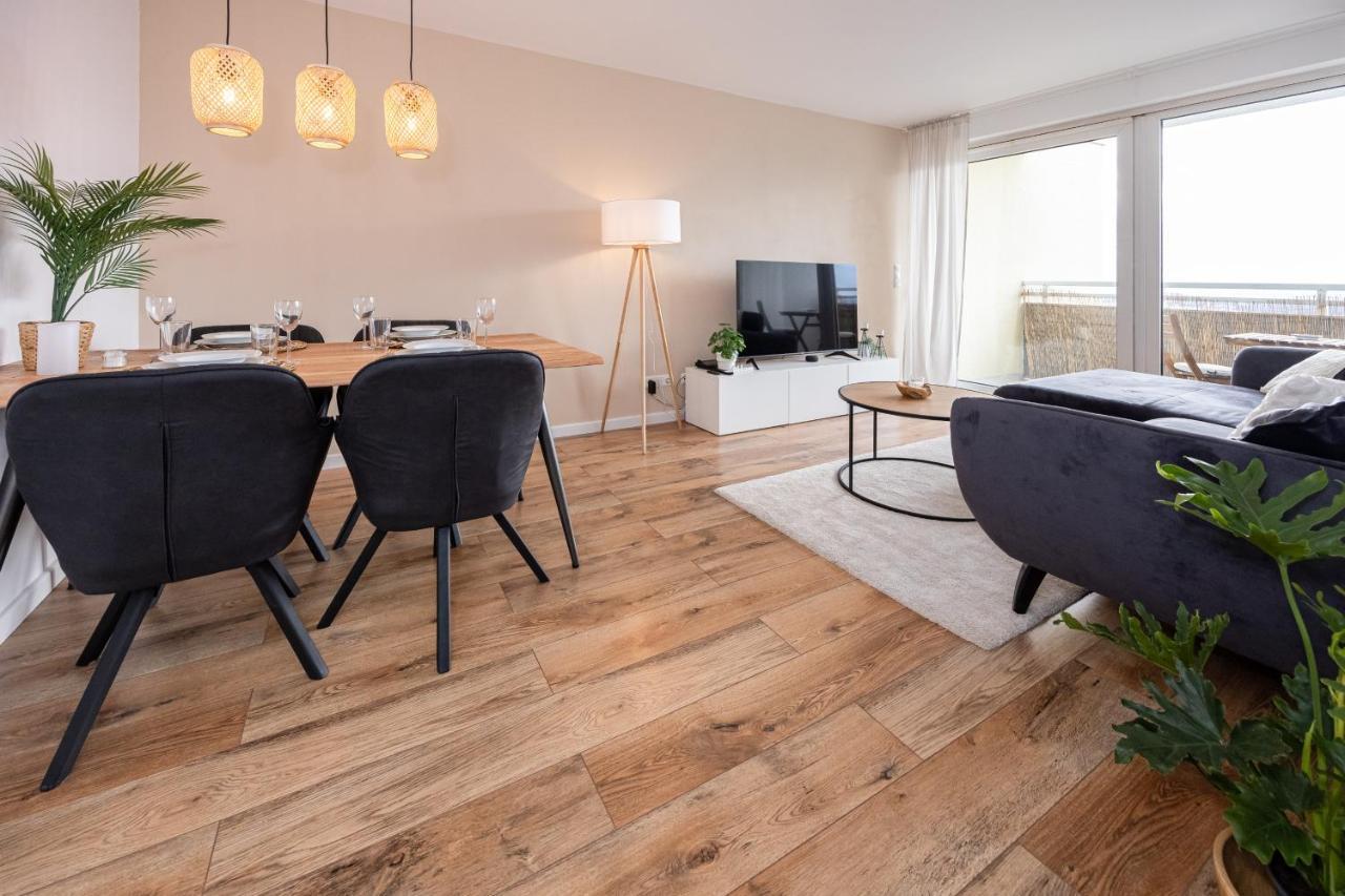 Moderne 2-Zimmer-Wohnung Mit Atemberaubender Skyline Aussicht Auf Frankfurt! Steinbach im Taunus Exterior foto